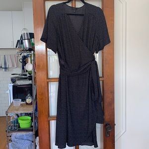 NWOT Halogen black dotted midi wrap dress XL